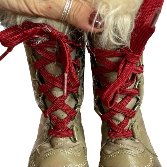 🎉Sorel Tofino II kids Tall Faux Fur Boots Winter Outdoors Tan Red Laces size 1 - Picture 4 of 16